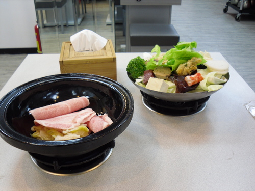 [吃食]兩披索個人靚鍋~一個人也可以吃石頭火鍋-小火鍋