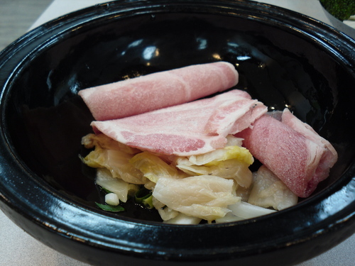 [吃食]兩披索個人靚鍋~一個人也可以吃石頭火鍋-小火鍋