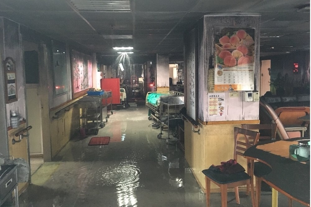 北醫大火15死，護理師被依業務過失致死起訴 醫師嘆：看看我們與「惡」或「善」的距離-台北醫院大火