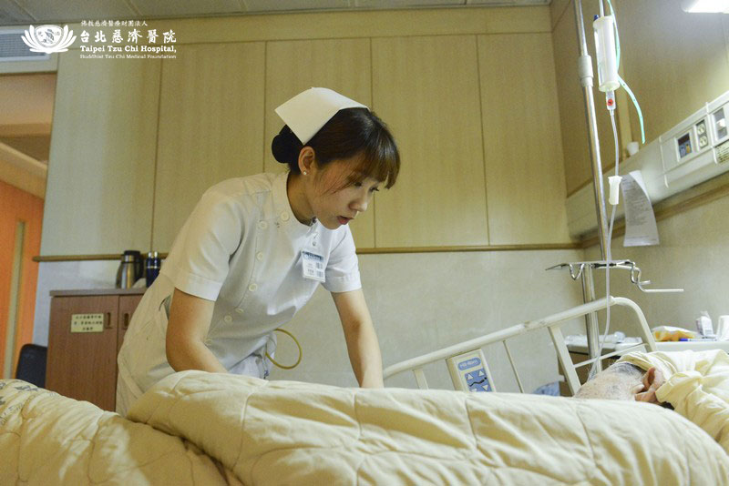 「小小心願 大大溫暖」一位台北慈院護理師的故事-工作甘苦談