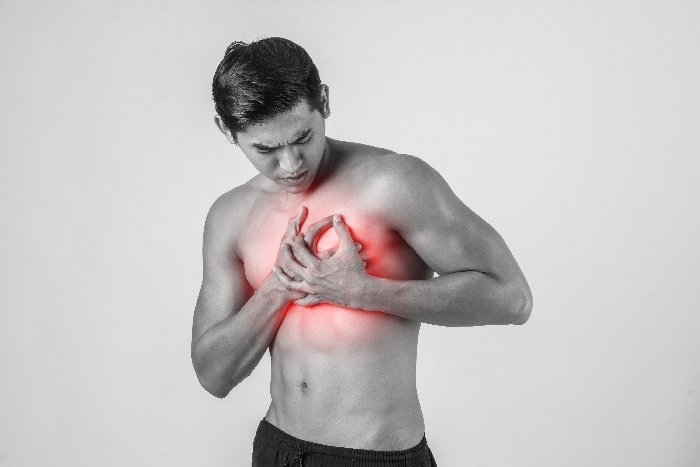 罕見！男大生胸痛無法起床，竟是前縱膈生殖細胞瘤壓迫心臟-心臟