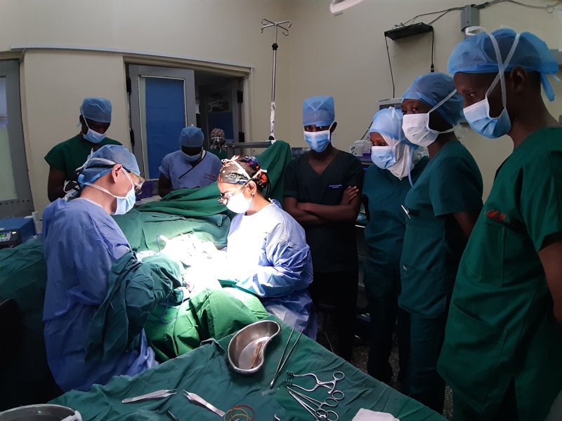 4天完成50例！成大醫院支援肯亞共同完成心血管外科手術-心臟血管外科
