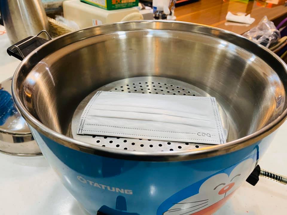 醫用口罩用電鍋乾蒸「溫度」要注意，破壞不織布結構恐有反效果-口罩之亂