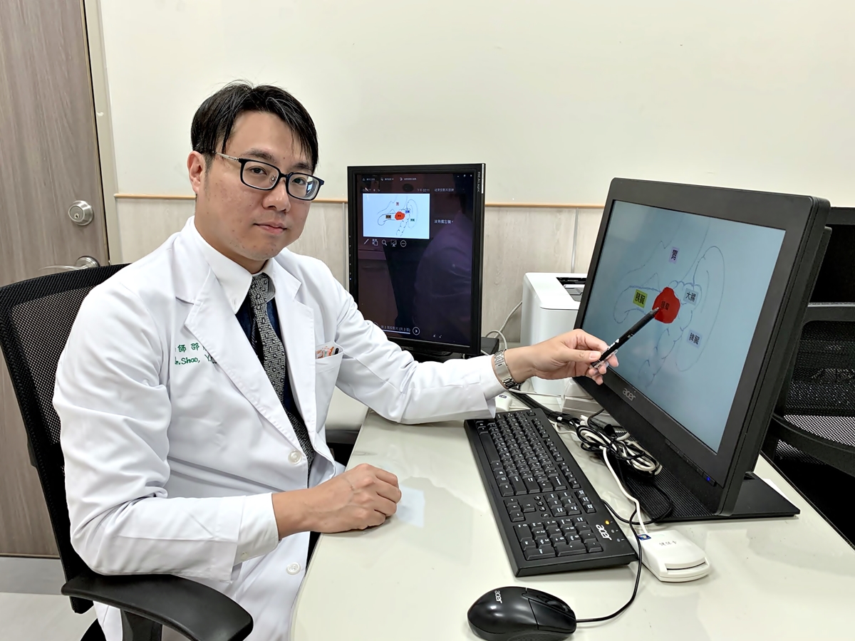 食慾不振、腹部悶痛！胰臟癌侵犯大腸造成腸阻塞 切除4器官保命-人工肛門