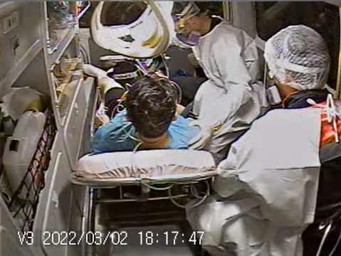 男子打羽球後倒地 護理師線上指導CPR救回一命-CPR