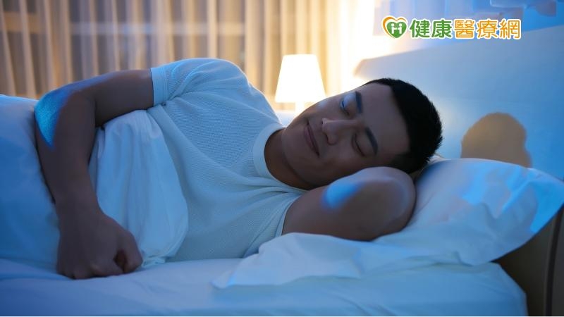 睡覺開小燈傷身！心血管、糖尿病等５大風險增-心血管