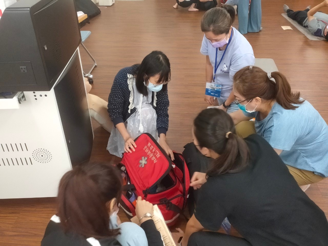 236位護理人員參加國教署複訓，強化校護緊急救護力！-CPR