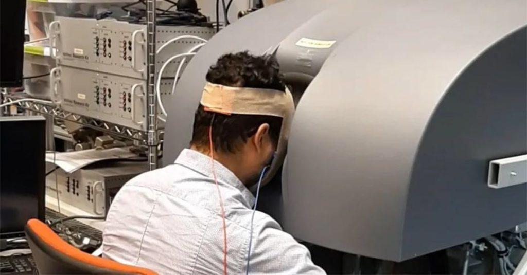 動達文西手術前先來點刺激？電療後醫生操作技巧更好-VR實境