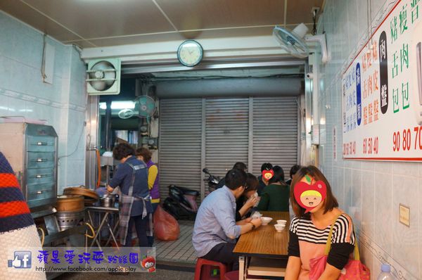 台南中西區‧國華街.永樂市場美食吃不完之「阿松割包」.「小卷米粉」-阿松割包 台南中西區‧國華街.永樂市場美食吃不完之「阿松割包」.「小卷米粉」-阿松割包
