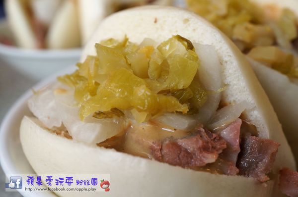 台南中西區‧國華街.永樂市場美食吃不完之「阿松割包」.「小卷米粉」-阿松割包 台南中西區‧國華街.永樂市場美食吃不完之「阿松割包」.「小卷米粉」-阿松割包