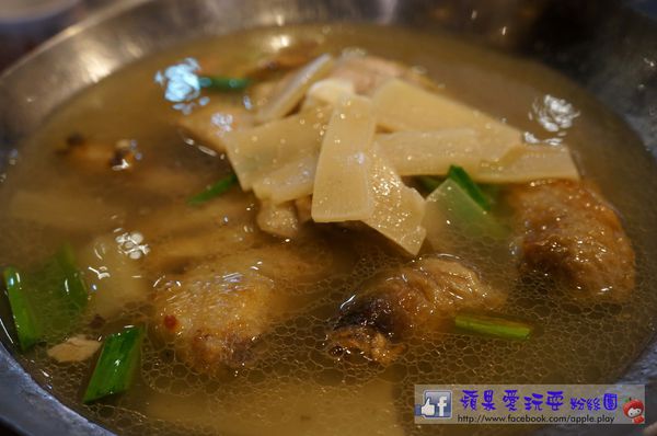 南投竹山‧有懷舊氣味的「金竹味餐廳」-金竹味餐廳