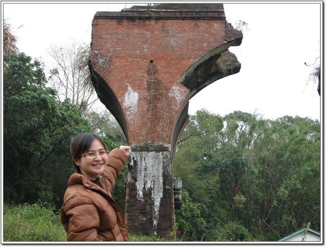 苗栗三義．黑皮臭豆腐＆龍騰斷橋-龍騰斷橋
