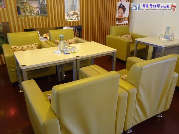 屏東市‧將軍之屋「遇見綠洲」~好吃的蜜糖土司-遇見綠洲庭園咖啡館