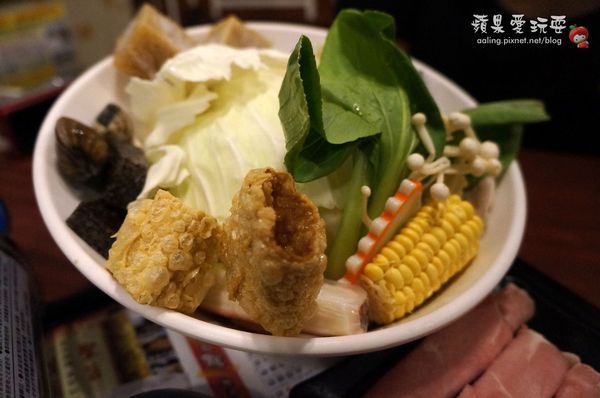 高雄楠梓‧寬敞空間的「茶自點複合式餐飲」-茶自點複合式餐飲