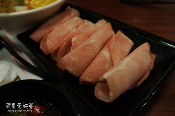高雄楠梓‧寬敞空間的「茶自點複合式餐飲」-茶自點複合式餐飲