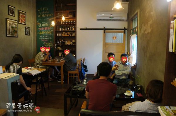高雄三民‧輕食、咖啡、小時光~「木軸咖啡館」-木軸咖啡館