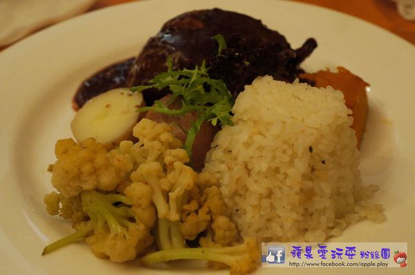 高雄苓雅‧創意義法鄉村料理~「排排饡(三多店)」(口碑券026)-排排饡 高雄苓雅‧創意義法鄉村料理~「排排饡(三多店)」(口碑券026)-排排饡