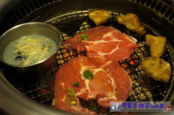 高雄鼓山‧美味鮮嫰的燒烤~「七輪燒肉本舖（巨蛋店）」（口碑券019）-七輪燒肉本舖