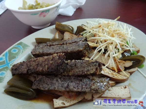 高雄左營‧眷村風味~余「第一家刀削麵」-余余第一家刀削麵