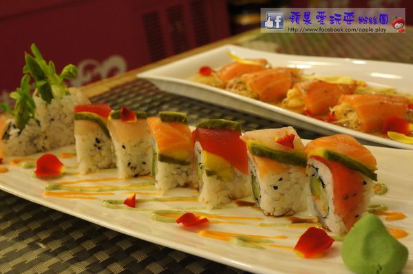 高雄楠梓‧創意料理,紐約花壽司卷「璦壽司」(口碑券009)-isushi 高雄楠梓‧創意料理,紐約花壽司卷「璦壽司」(口碑券009)-isushi