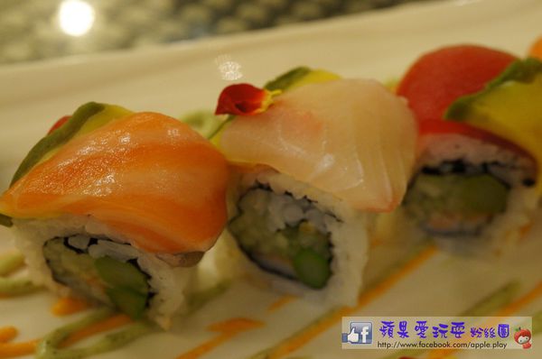 高雄楠梓‧創意料理,紐約花壽司卷「璦壽司」(口碑券009)-isushi 高雄楠梓‧創意料理,紐約花壽司卷「璦壽司」(口碑券009)-isushi
