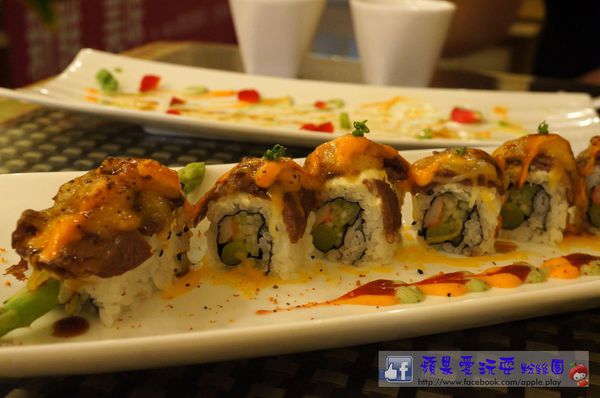 高雄楠梓‧創意料理,紐約花壽司卷「璦壽司」(口碑券009)-isushi 高雄楠梓‧創意料理,紐約花壽司卷「璦壽司」(口碑券009)-isushi