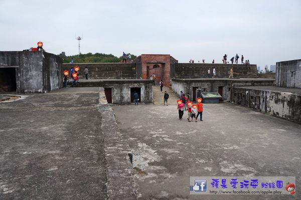高雄旗津‧終於吃到「泡菜蝦蛋」,順遊「旗後砲臺」-旗后砲臺