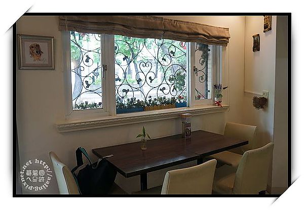 高雄苓雅‧Mona's Cafe 寵物咖啡館-Mona's Cafe