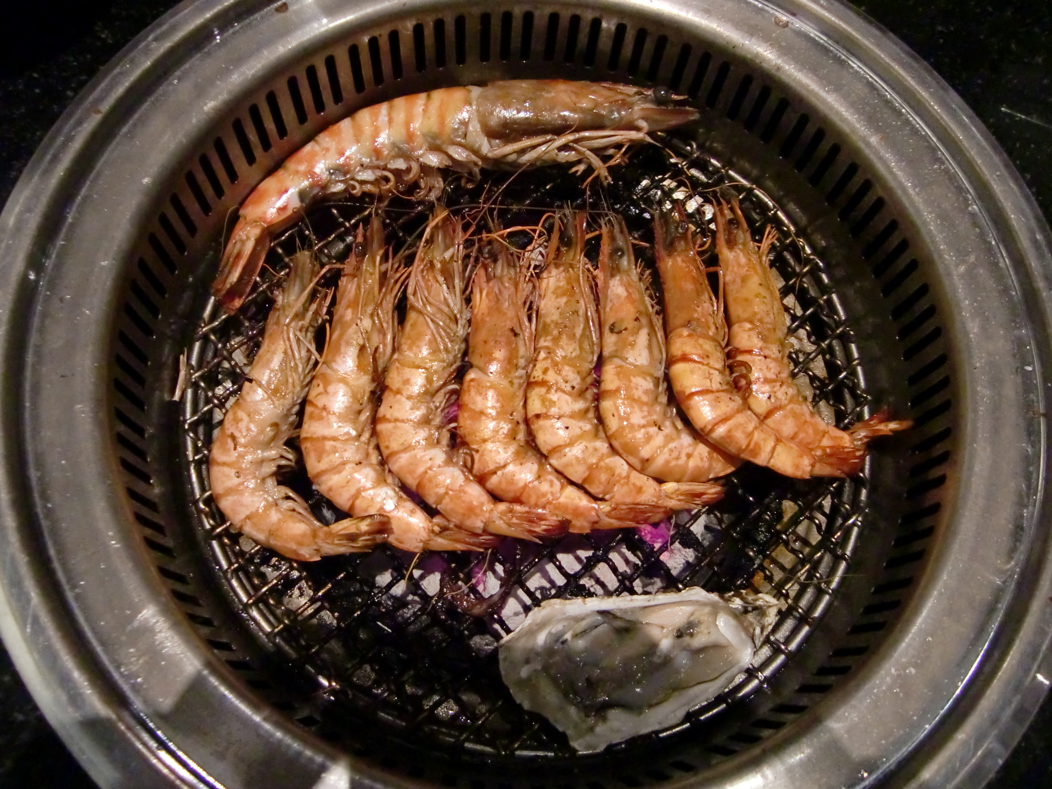 吃石頭.....原來是火鍋燒肉兩吃   