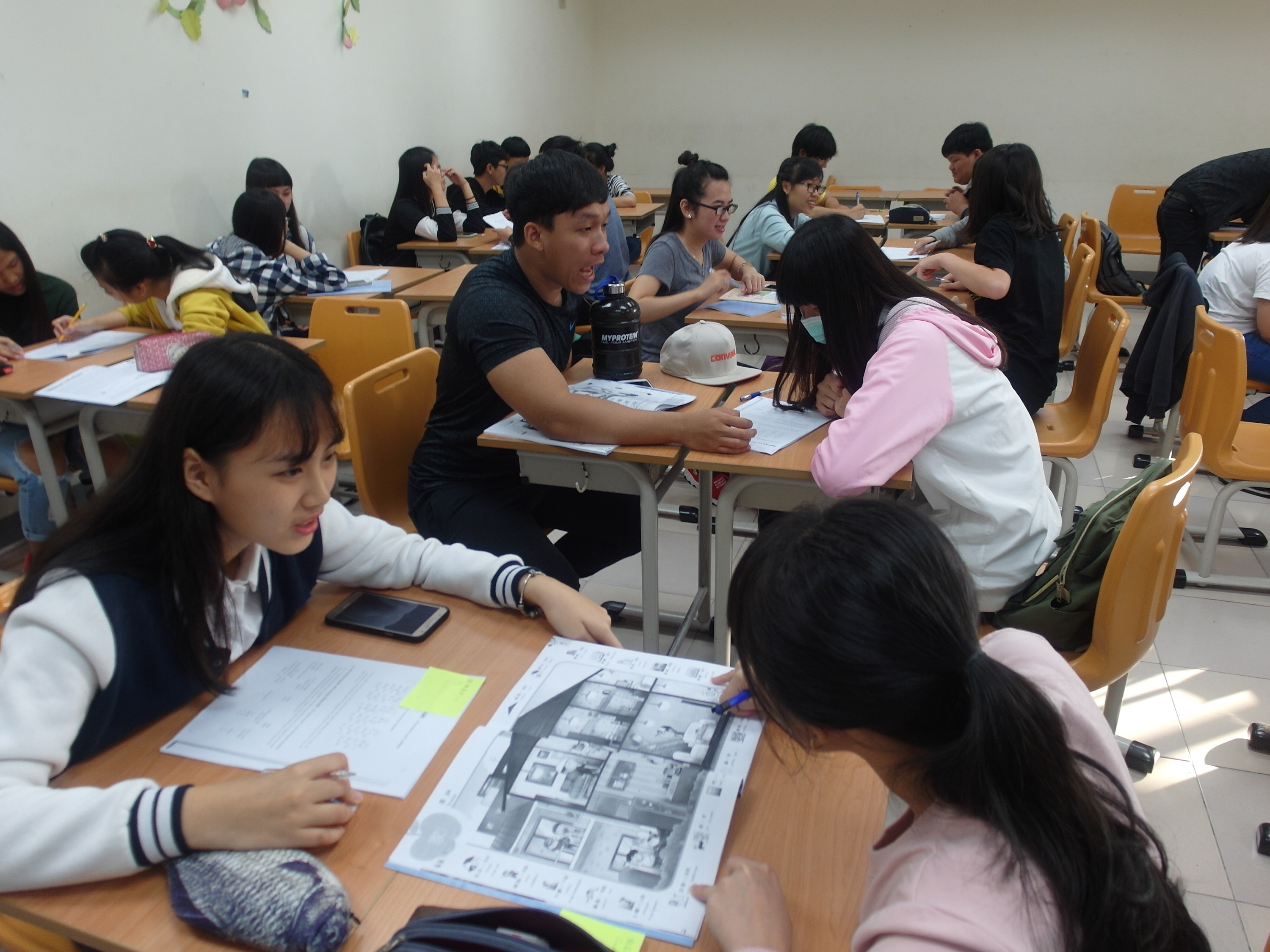 美和科大推一對一 與越籍學生中、越文互動教學-美和科技大學