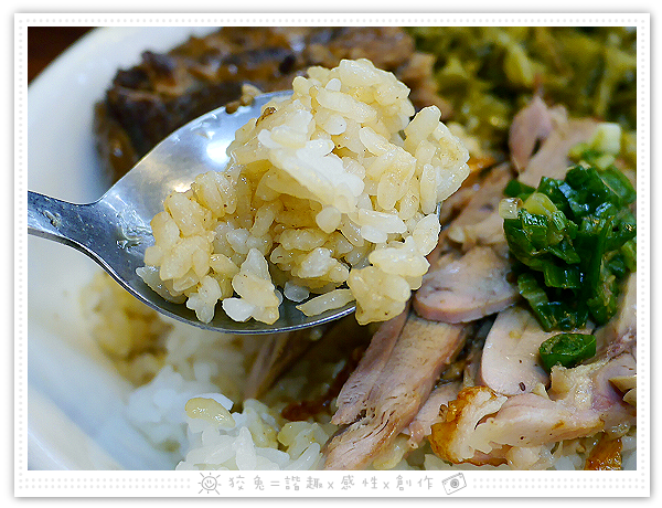 [台南食記] 舟鶴家嫩骨飯‧文賢店~選用零汙染的台東關山米！雙拼飯、嫩骨粥、滷排、椒麻雞、麻油雞湯、白菜滷！