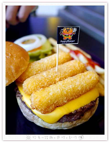 [台南食記] AngryBurger美式餐廳~墨西哥辣味起司雞肉堡‧生活不如意？一起大口怒吃漢堡吧！