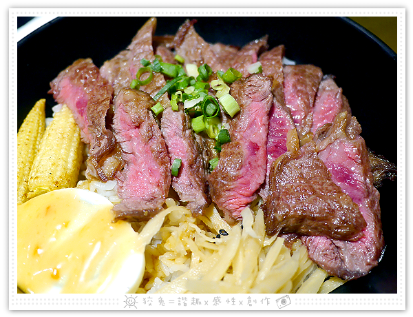 [台南食記] 去啃Chicken職人炸物(台南新天地)~巨無霸雞排丼飯&頂級牛小排丼飯&歡樂分享餐！高質感的內用鹽酥雞！