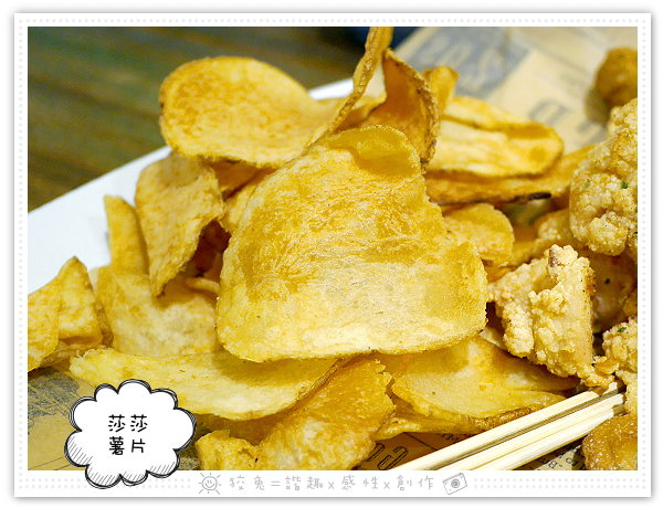 [台南食記] 去啃Chicken職人炸物(台南新天地)~巨無霸雞排丼飯&頂級牛小排丼飯&歡樂分享餐！高質感的內用鹽酥雞！