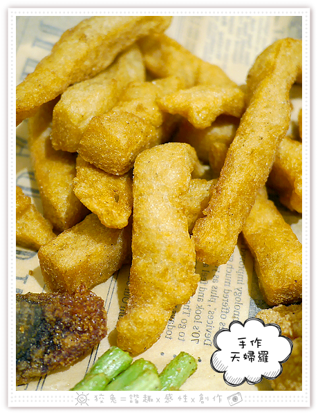 [台南食記] 去啃Chicken職人炸物(台南新天地)~巨無霸雞排丼飯&頂級牛小排丼飯&歡樂分享餐！高質感的內用鹽酥雞！