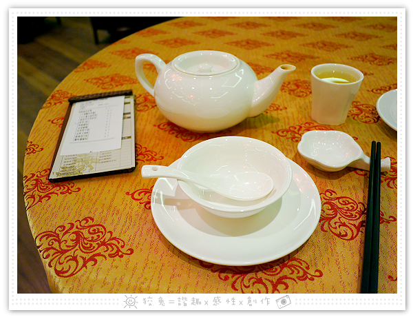[台南食記] 東悅坊生猛海鮮港式飲茶~