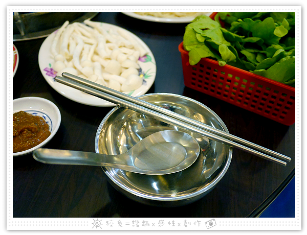 [台南食記] 食紳枸尾雞~清純系溫補火鍋新選擇！