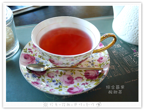 [台南食記] Marie's House瑪莉洋房~新菜單上市！碳烤美國牛排清炒蒜辣義大利麵&迷迭香烤羊肩排佐綠胡椒奶油醬汁！