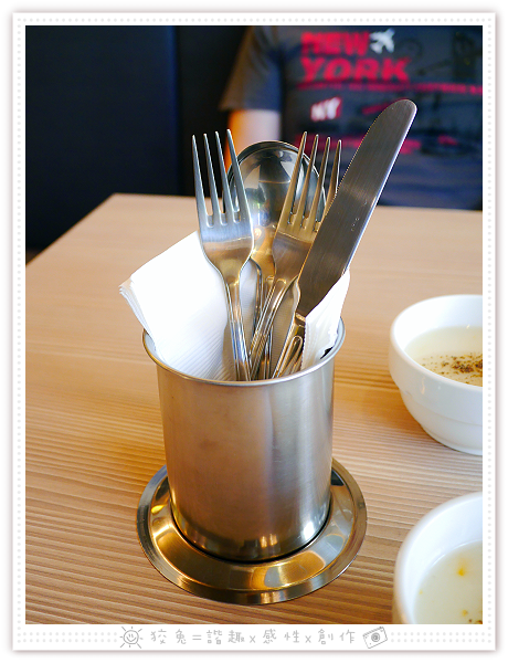 [台南食記] GO STAY dining room~近台南車站的平價早午餐店！皇家級的庶民享受！首推爆料狀態的塔可蛋餅！
