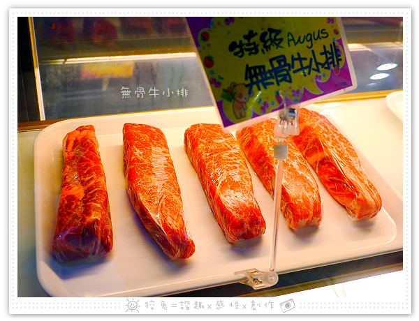[台南食記] MAZE美之牛炭烤牛排館~原汁原味禁得起烤驗！美國頂級安格斯肋眼牛排&平價雞腿排！