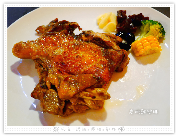 [台南食記] MAZE美之牛炭烤牛排館~原汁原味禁得起烤驗！美國頂級安格斯肋眼牛排&平價雞腿排！