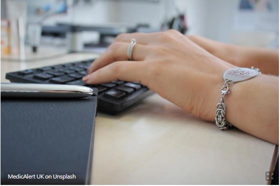 【職場點滴】獵才學(上) 先把分機表弄到手再說