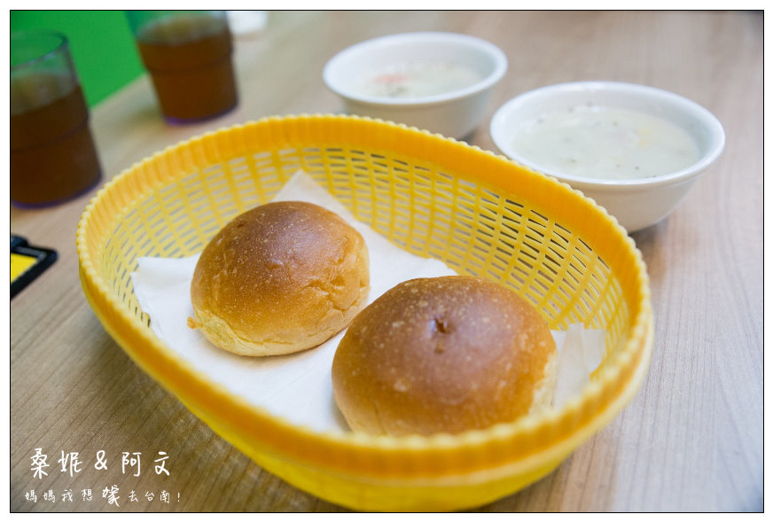 【台南東區】竹之青-牛排部屋，成大商圈平價美味的牛排料理，黃澄澄的起司好誘人!