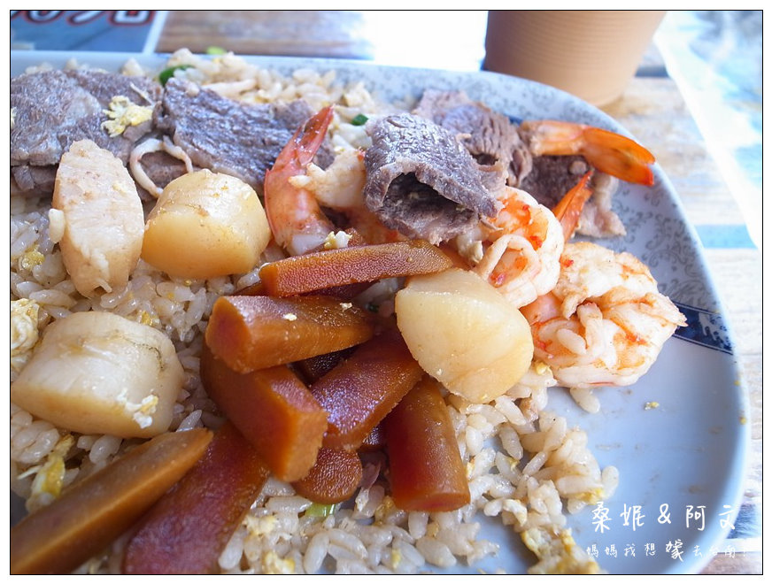 【台南中西區】來朝聖囉~!!傳說中的F4炒飯,佳佳餐飲屋! 【台南中西區】來朝聖囉~!!傳說中的F4炒飯,佳佳餐飲屋!