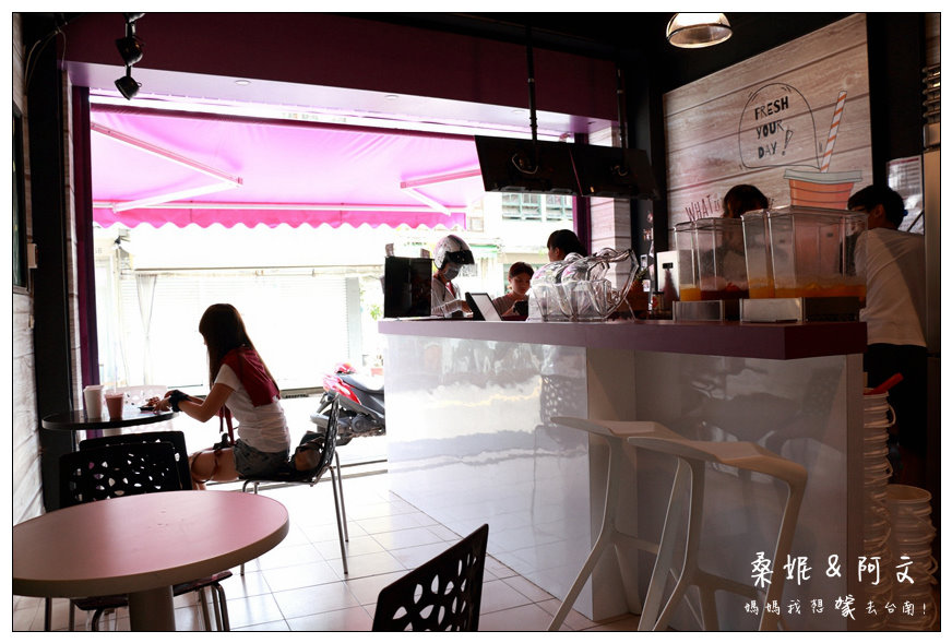 【台南中西區】Woogo Juice 加州果昔(台南正興店)!健康兼具美味~台灣在地鮮果+加州風情!!
