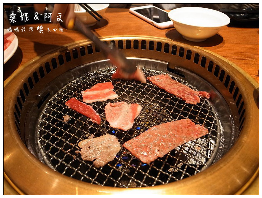 【台南東區】牛角日式炭火燒肉(南紡夢時代)，平日689+10%吃到飽!!