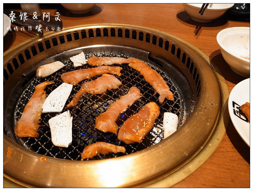 【台南東區】牛角日式炭火燒肉(南紡夢時代)，平日689+10%吃到飽!!
