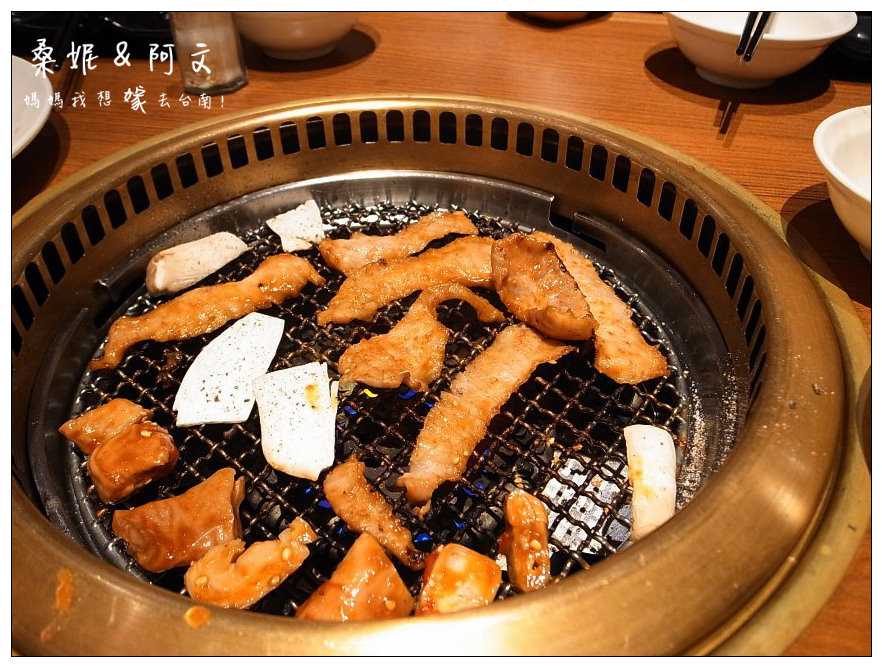 【台南東區】牛角日式炭火燒肉(南紡夢時代)，平日689+10%吃到飽!!