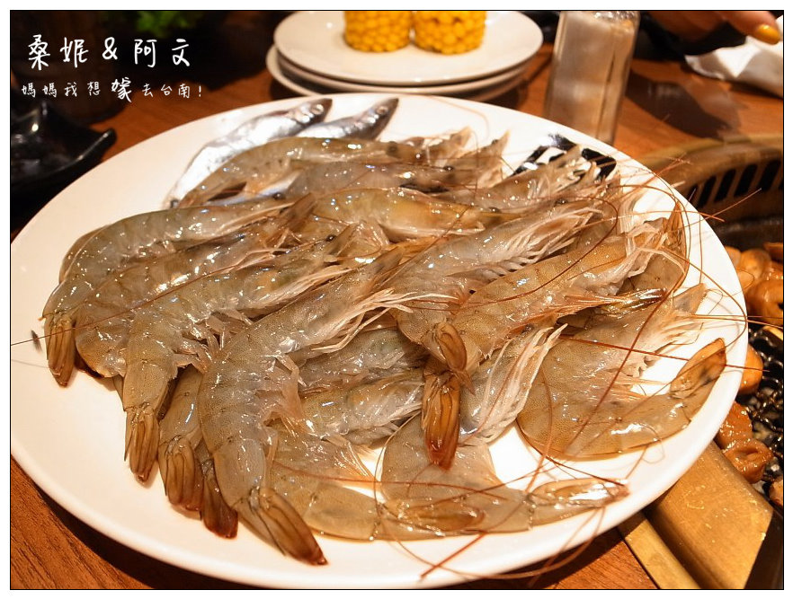 【台南東區】牛角日式炭火燒肉(南紡夢時代)，平日689+10%吃到飽!!