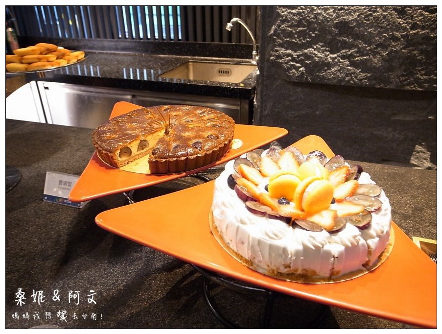 【台南永康】龍蝦! 干貝~各樣海鮮吃到飽「桂田酒店-阿力海百匯」 【台南永康】龍蝦! 干貝~各樣海鮮吃到飽「桂田酒店-阿力海百匯」